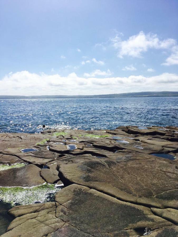 Beside The Sea & Minutes From Cliffs-Clahane Shore Lodge Лисканнор Экстерьер фото