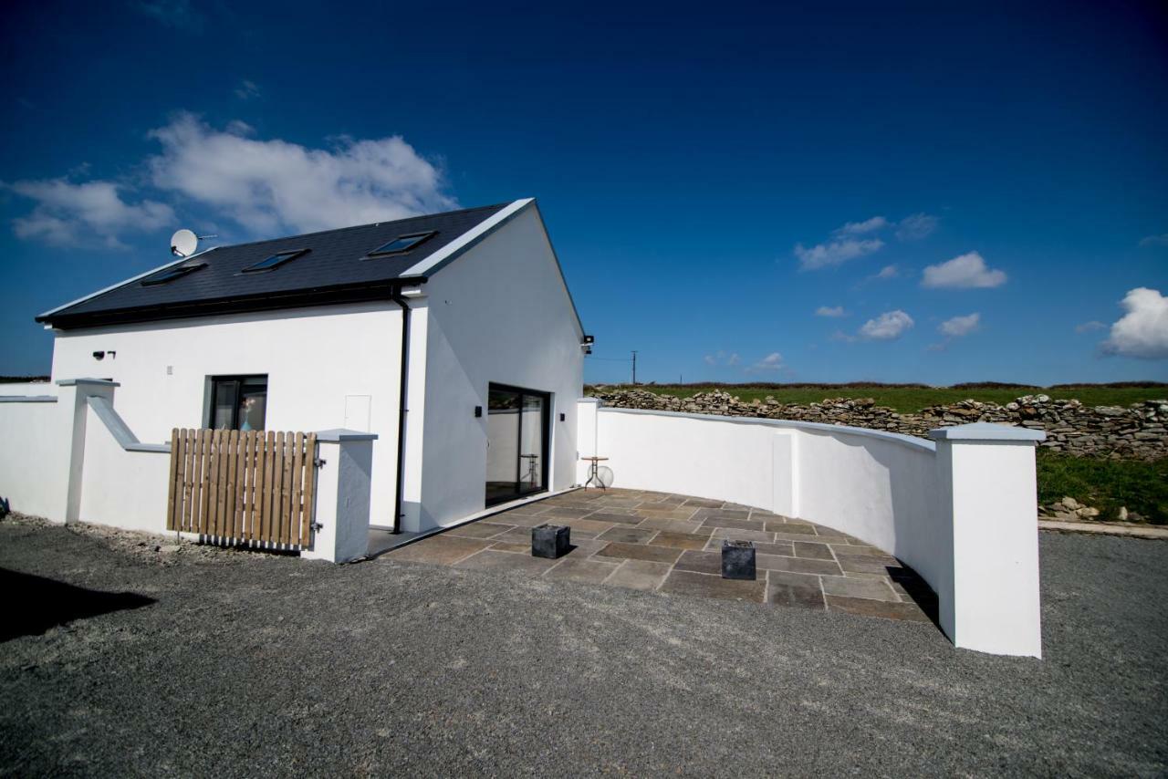 Beside The Sea & Minutes From Cliffs-Clahane Shore Lodge Лисканнор Экстерьер фото